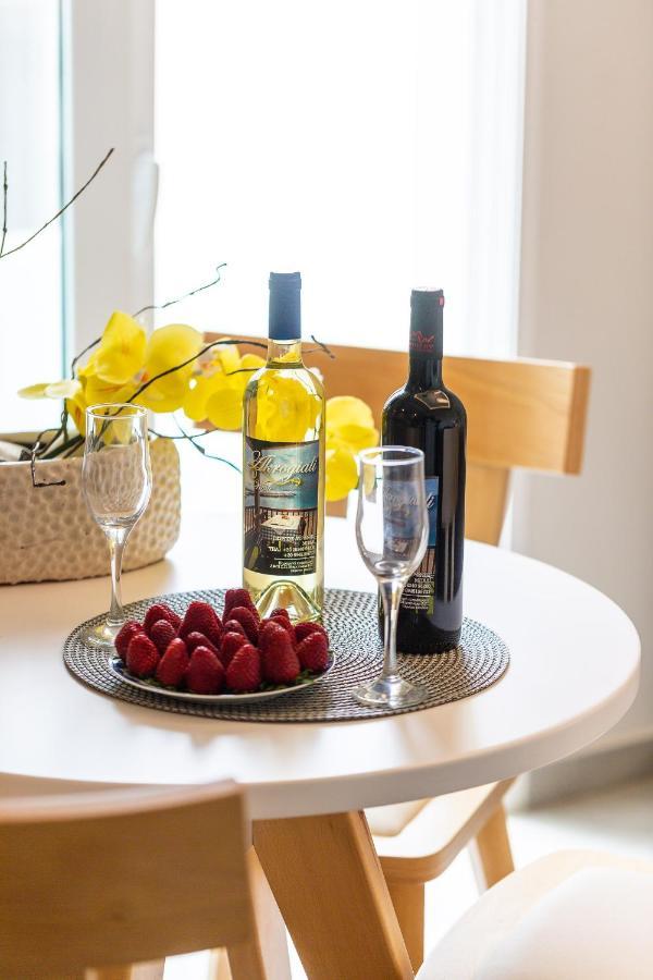 Bali  Akrogiali Apartments "By Checkin" מראה חיצוני תמונה